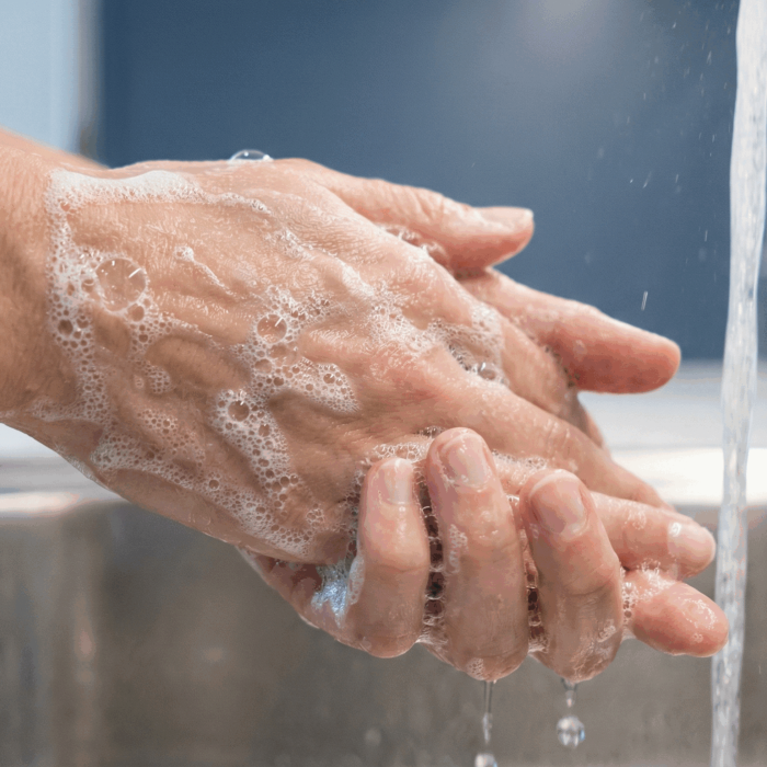 Higiene Pessoal na Cozinha: Como abordar sua equipe sem gerar conflitos